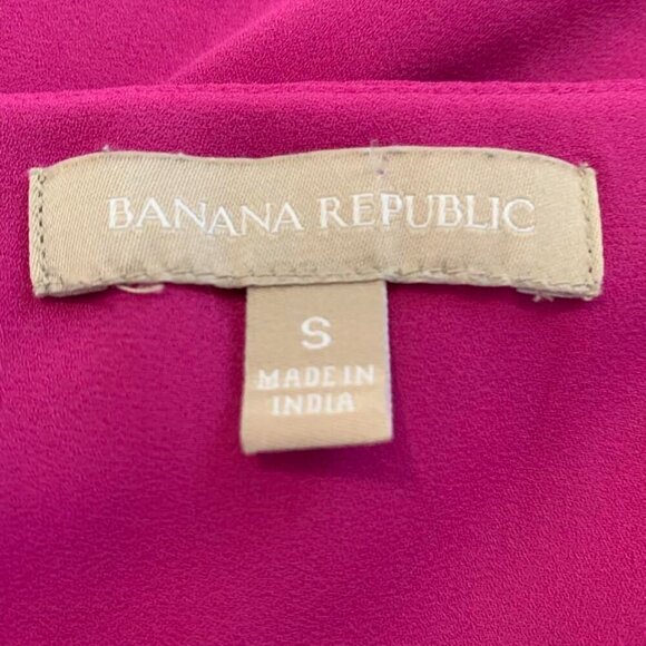 Banana Republic Berry Racer Back Sleeveless Top as seen on The Vampire Diaries - Picture 3 of 6